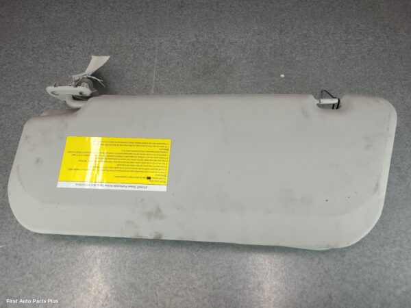 2024 LDV DELIVER 9 Sunvisor