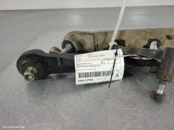 2010 TOYOTA HILUX Differential Centre