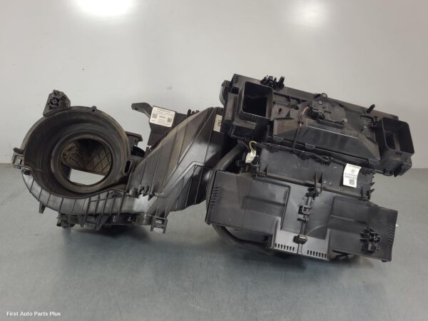 2019 MERCEDES SPRINTER Heater Core/Box