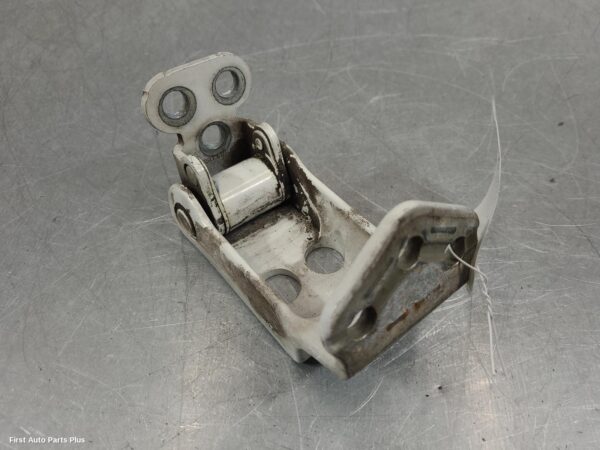 2022 LDV DELIVER 9 Bootlid/Tgate Hinge