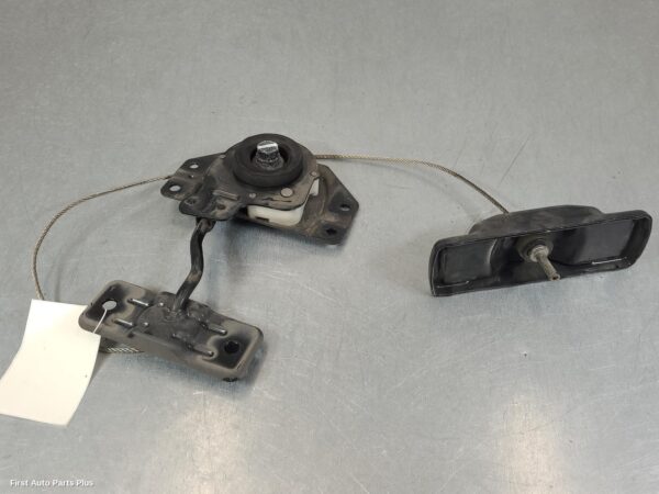 2022 LDV DELIVER 9 Spare Wheel Winch