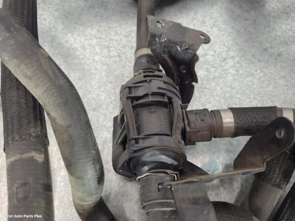 2021 RENAULT TRAFIC Water Pipes/Outlets