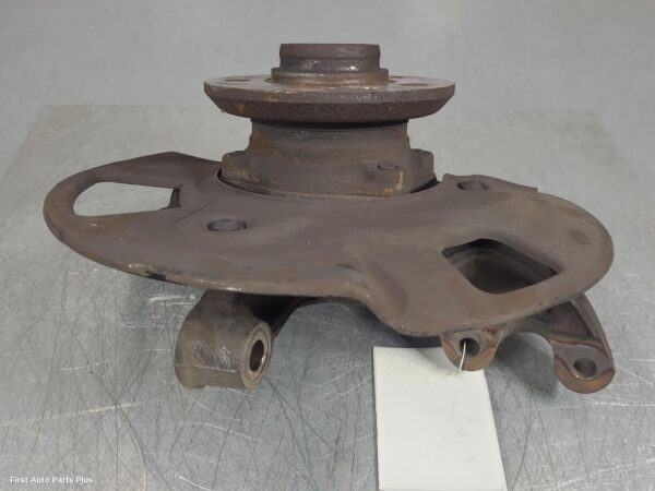 2020 VOLKSWAGEN CRAFTER Left Front Hub Assembly