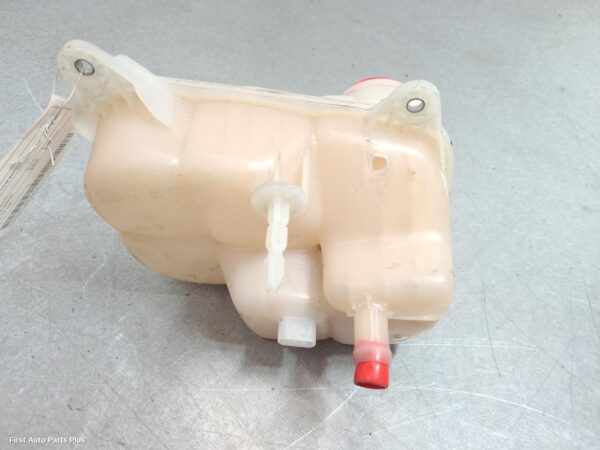 2023 MERCEDES VITO Overflow Bottle
