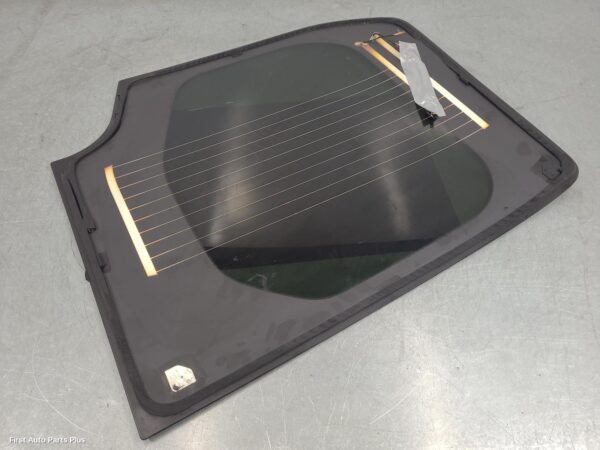 2022 LDV DELIVER 9 Rear/Tailgate Glass