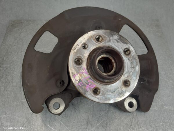 2020 VOLKSWAGEN CRAFTER Left Front Hub Assembly