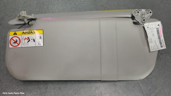 2023 LDV DELIVER 9 Sunvisor