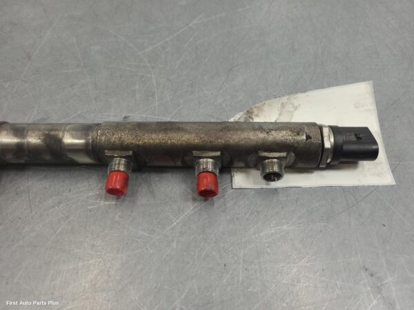 2007 MERCEDES SPRINTER Injection Rail