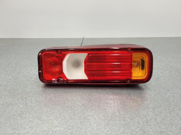 2023 IVECO DAILY Right Taillight