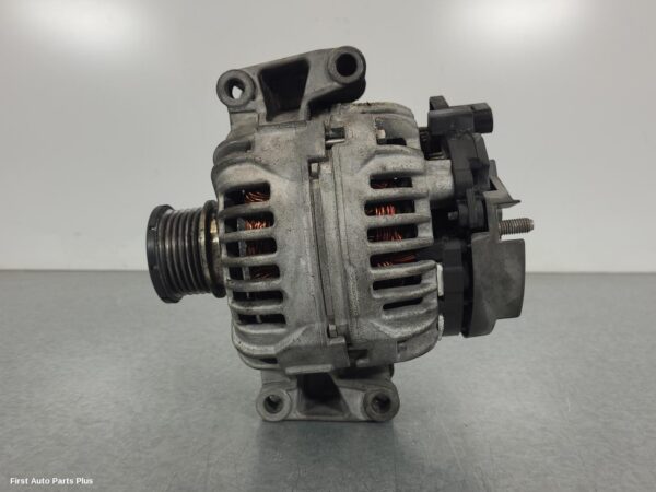 2010 MERCEDES VITO Alternator