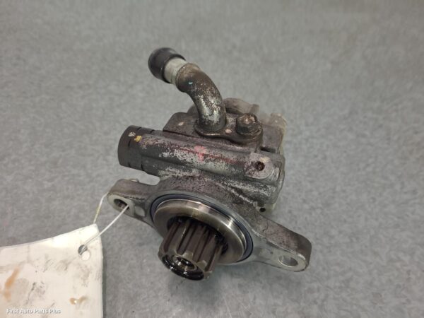 2008 TOYOTA HILUX Steering Pump