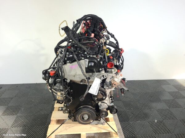 2016 RENAULT MASTER Engine