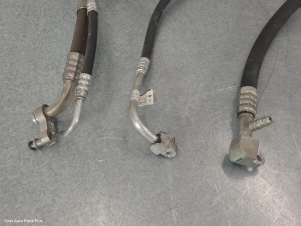 2016 MERCEDES VITO A/C Hoses