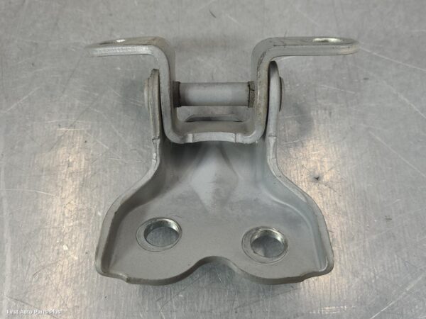 2010 TOYOTA HILUX Door Hinge/Runner