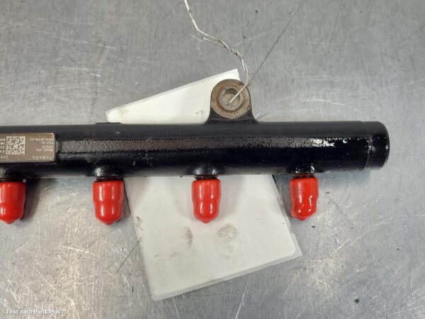2015 MAZDA BT50 Injection Rail