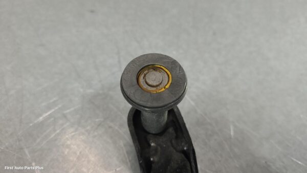 2020 RENAULT TRAFIC Door Hinge/Runner