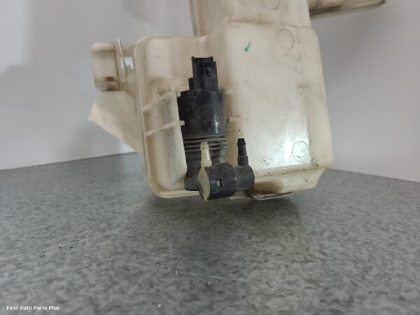 2017 RENAULT TRAFIC Washer Bottle