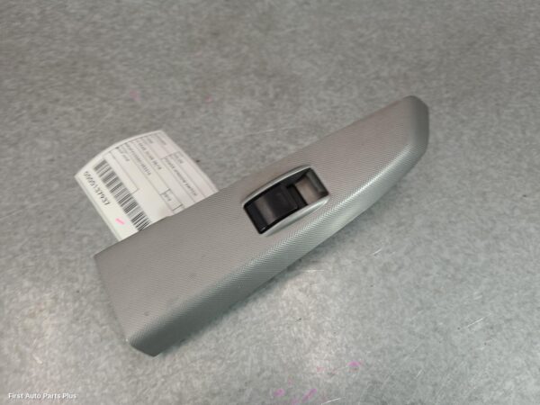 2010 TOYOTA HILUX Pwr Dr Wind Switch