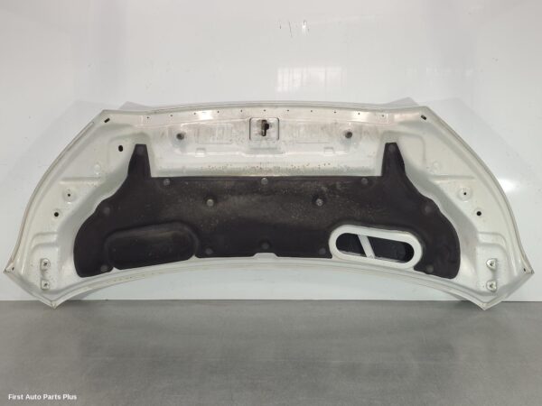 2024 LDV DELIVER 9 Bonnet