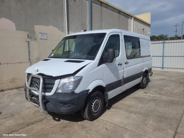 2014 MERCEDES SPRINTER Brake Booster