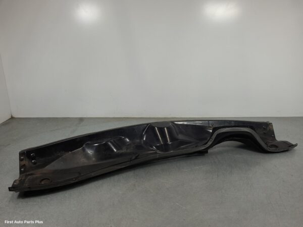 2014 MERCEDES VITO Plenum Chamber