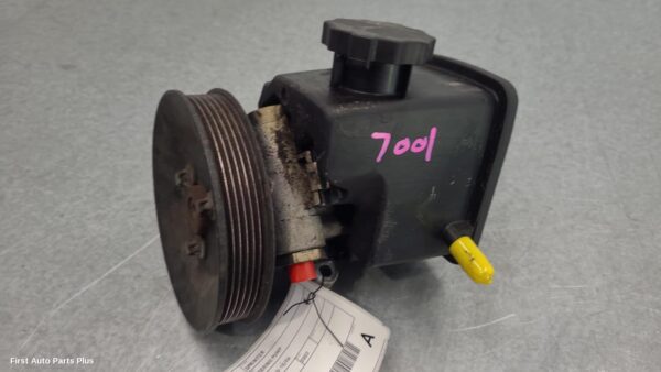 2002 MERCEDES SPRINTER Steering Pump