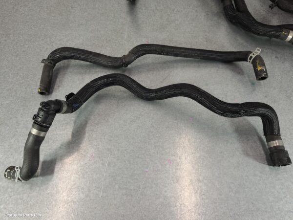 2021 RENAULT TRAFIC Water Pipes/Outlets
