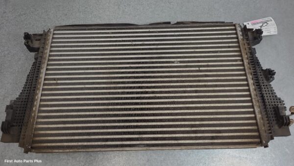 2013 VOLKSWAGEN AMAROK Intercooler