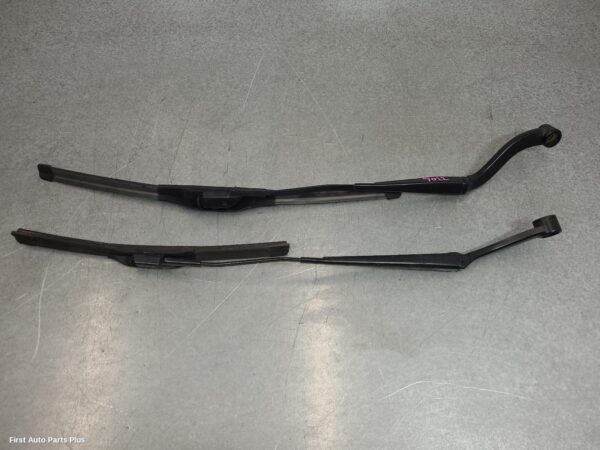 2017 FORD EVEREST Wiper Arm