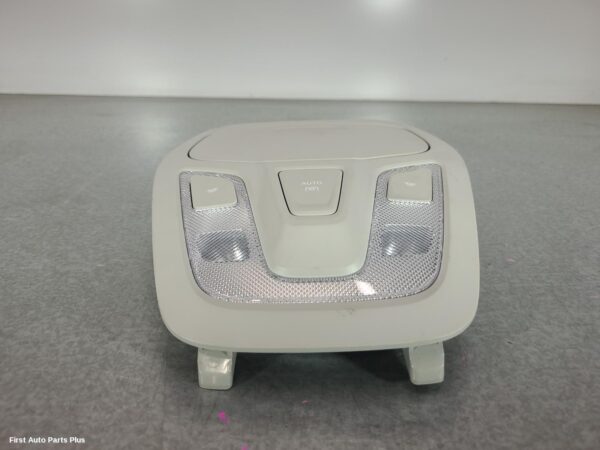 2024 LDV DELIVER 9 Courtesy Light