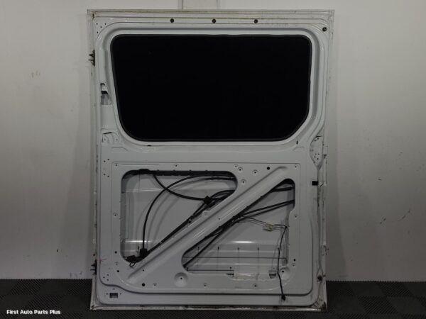 2015 MERCEDES SPRINTER RIGHT_REAR_DOOR_SLIDING