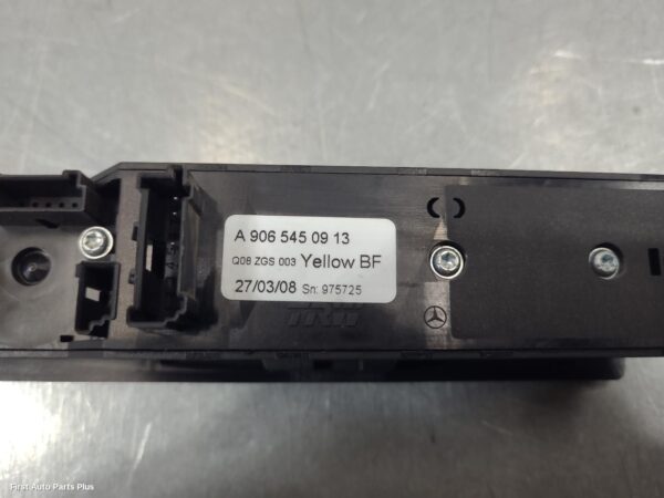 2009 MERCEDES SPRINTER Pwr Dr Wind Switch