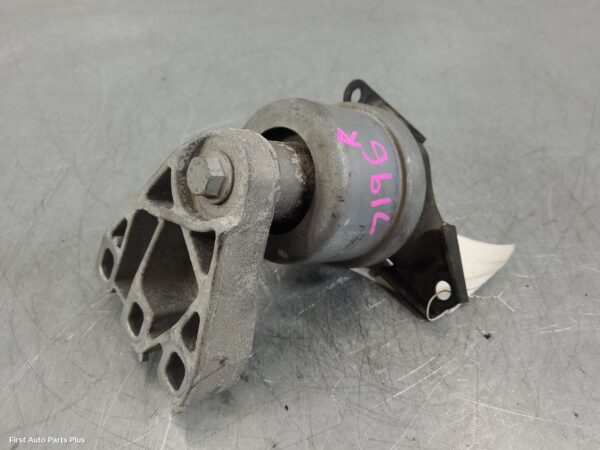 2021 VOLKSWAGEN TRANSPORTER Mount