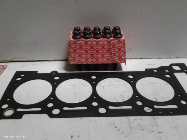 2008 MERCEDES VITO Gasket