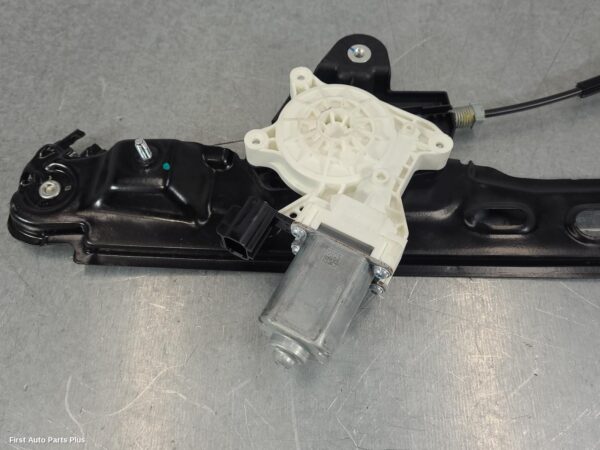 2024 FORD RANGER Left Front Window Reg/Motor