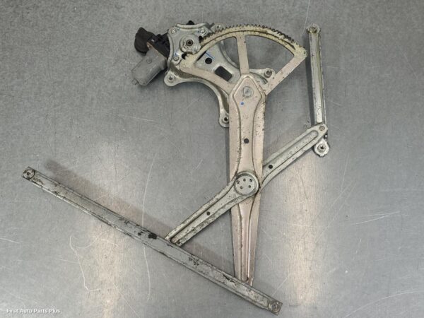 2012 TOYOTA HILUX Right Front Window Reg/Motor