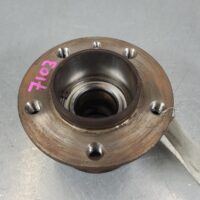 2017 RENAULT MASTER Left Rear Hub Assembly