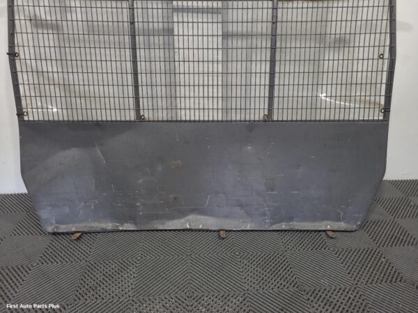 2009 MERCEDES SPRINTER Cargo Barrier
