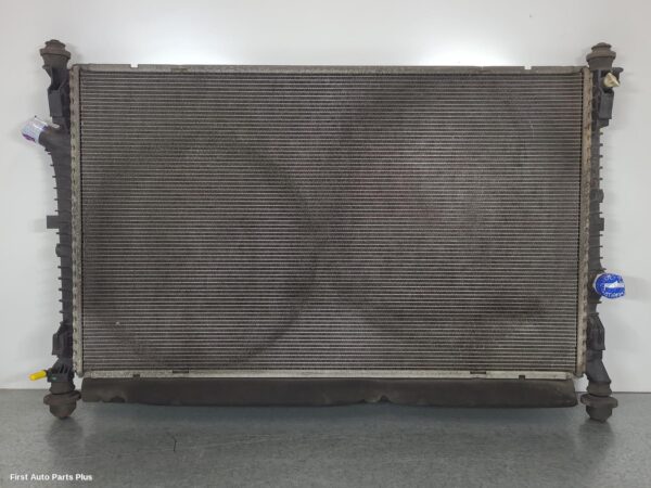 2018 FORD TRANSIT Radiator