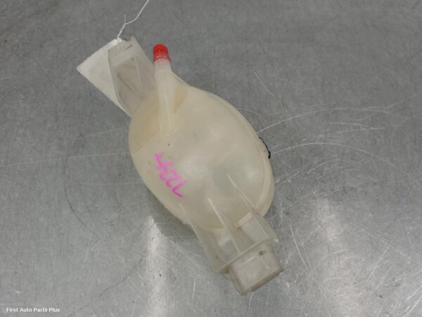 2016 RENAULT MASTER Overflow Bottle
