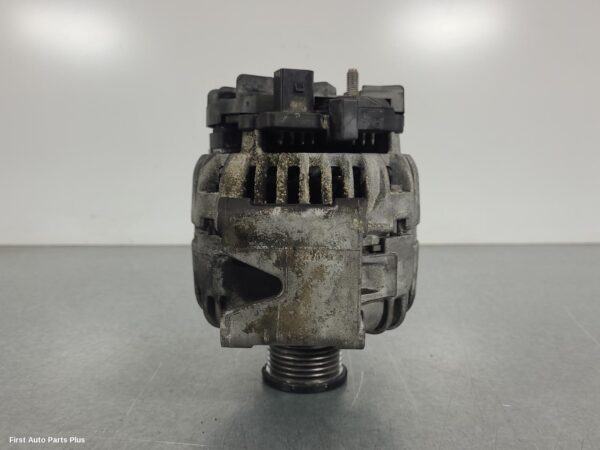 2010 MERCEDES VITO Alternator