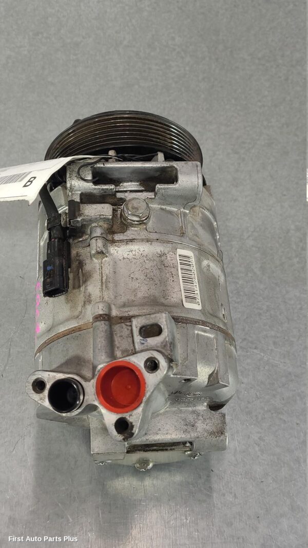 2020 RENAULT TRAFIC A/C Compressor