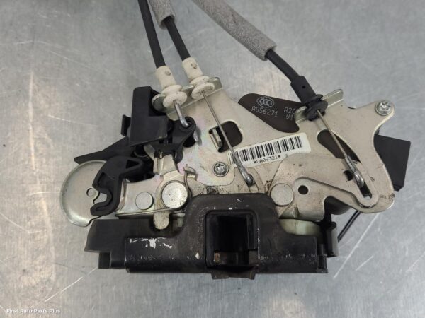 2010 MERCEDES VITO Door/Boot/Gate Lock