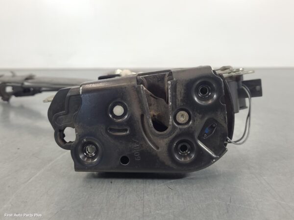 2010 MERCEDES VITO Door/Boot/Gate Lock