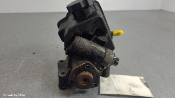 2004 MERCEDES SPRINTER Steering Pump