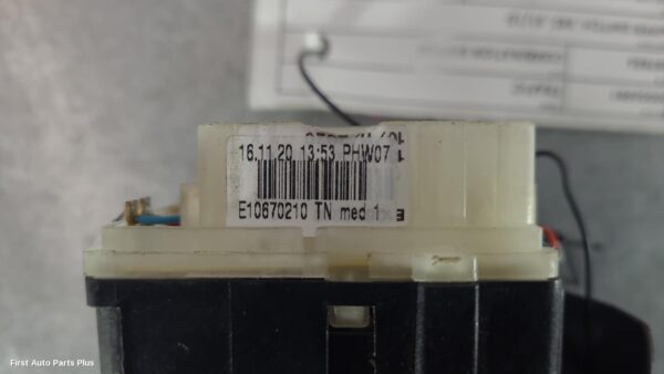 2021 RENAULT TRAFIC Combination Switch
