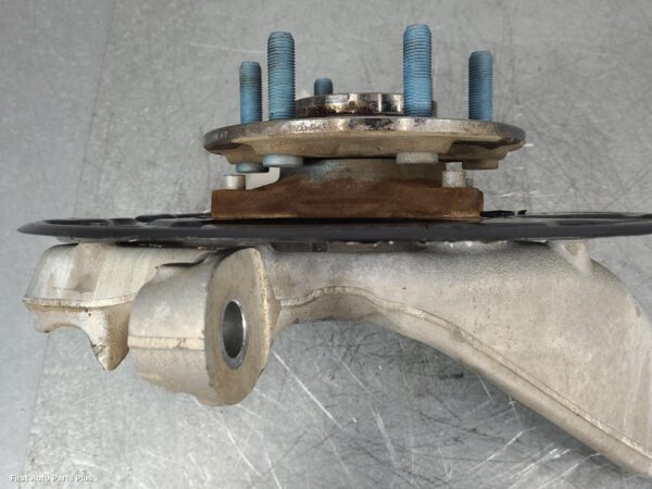 2023 FORD F SERIES Right Front Hub Assembly