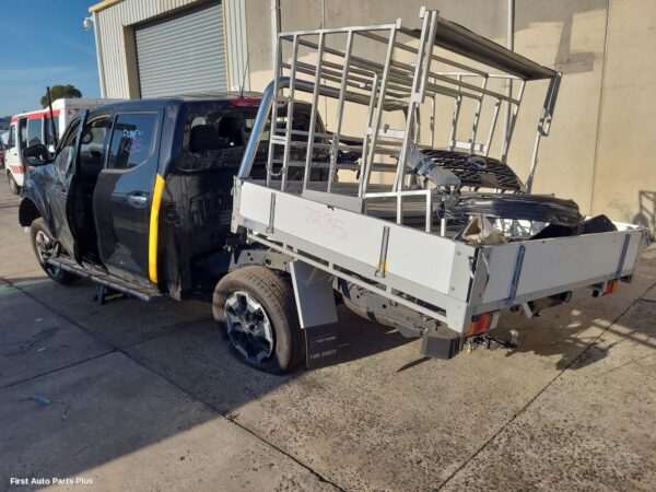 2025 NISSAN NAVARA Starter