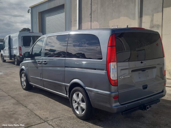 2012 MERCEDES VITO REVERSE_CAMERA