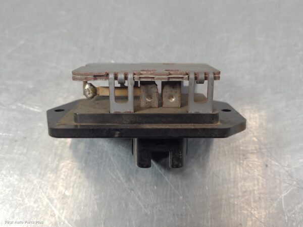 2006 TOYOTA HILUX Fan Speed Resistor
